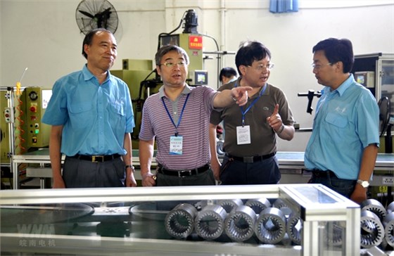 省質(zhì)量技術監(jiān)督局領導參觀皖南電機